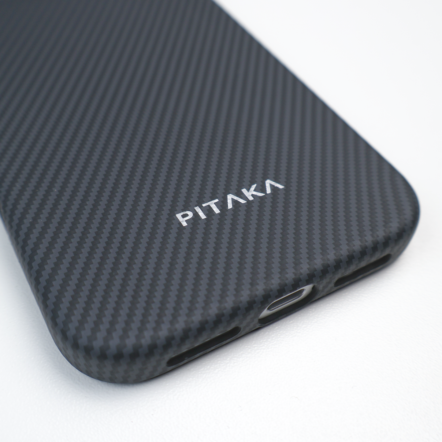 PITAKA Tactile Woven Case for iPhone 17 pro Max