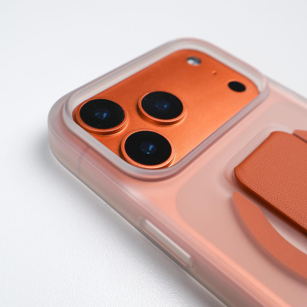 KEEPHONE STANTA Case — iPhone 17 Pro Max