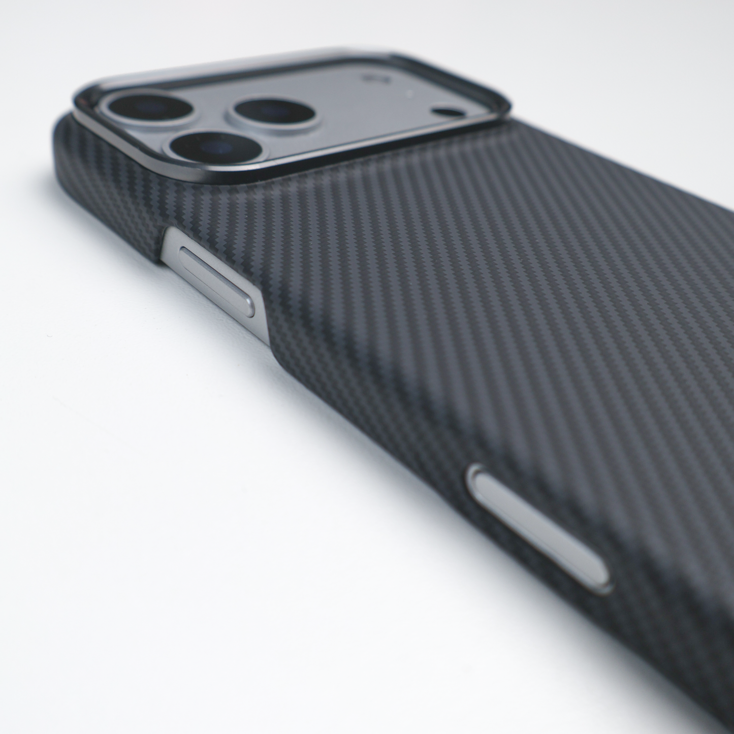 PITAKA Tactile Woven Case for iPhone 17 pro Max